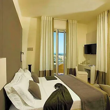 Miramare Hotel 3*