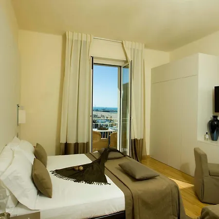 فندق Miramare 3*